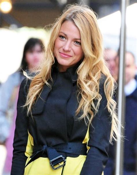 blake lively shoe size|Blake Lively Height, Weight, Age and Body Measurements .